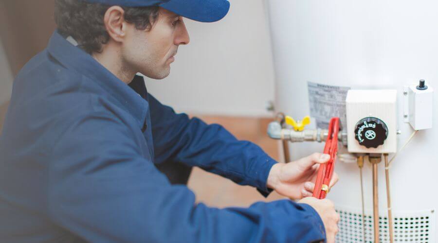 Expert burst pipe repair services in Cary, IL